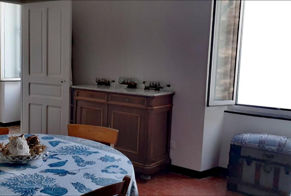 Appartamento Nel Borgo Con Splendida Vista Sul Mare شيرفو المظهر الخارجي الصورة