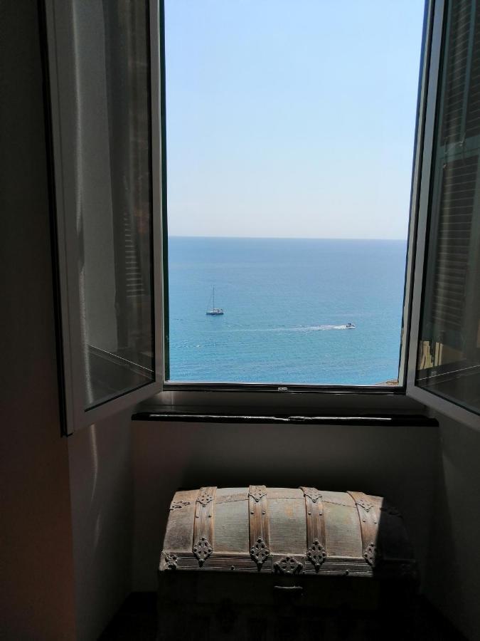 Appartamento Nel Borgo Con Splendida Vista Sul Mare شيرفو المظهر الخارجي الصورة